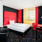 Vienna House Easy By Wyndham Hotel