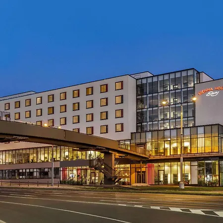 Vienna House Easy By Wyndham 4* Plzeň