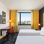 Vienna House Easy By Wyndham Hotel 4*