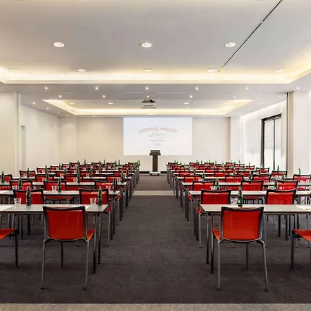 Vienna House Easy By Wyndham Plzeň