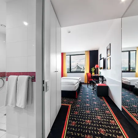 Vienna House Easy By Wyndham Szálloda 4*