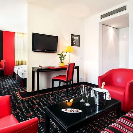 Vienna House Easy By Wyndham Hotel 4*