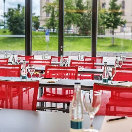 Hotel Vienna House Easy By Wyndham 4*