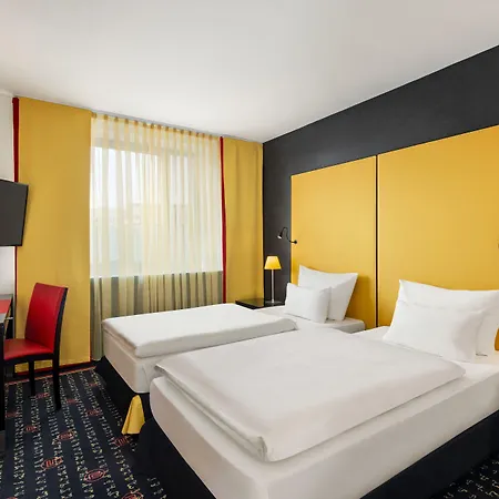 Vienna House Easy By Wyndham Szálloda 4*
