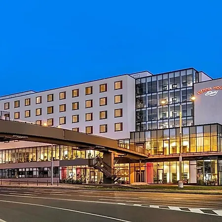 Vienna House Easy By Wyndham Hotel