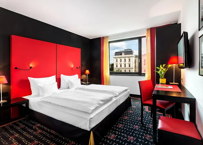 Vienna House Easy By Wyndham 4*
