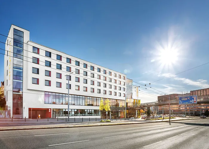 Готель Vienna House Easy By Wyndham Плзень