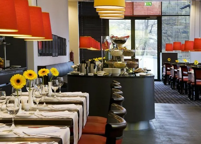 Vienna House Easy By Wyndham 4*