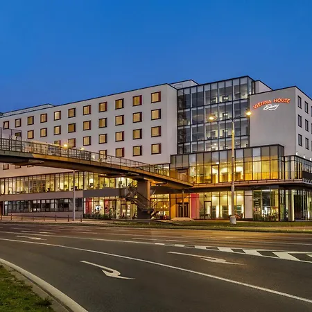 Vienna House Easy By Wyndham 4* Pilsen