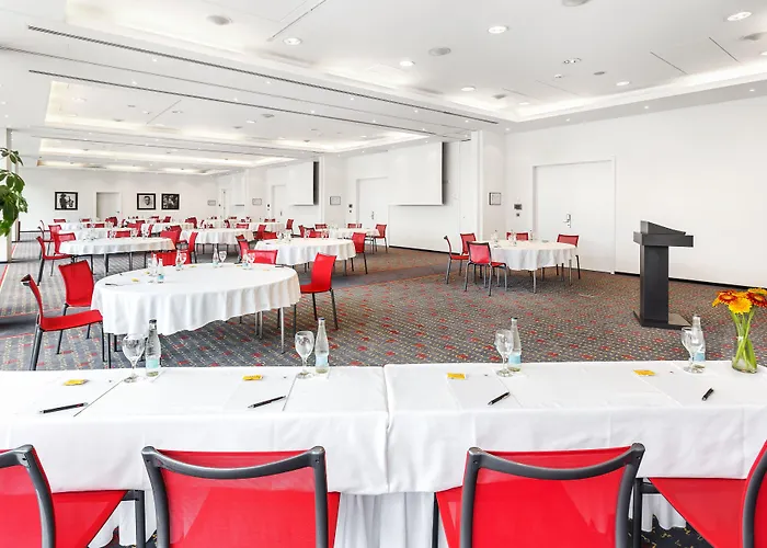 Отель Vienna House Easy By Wyndham