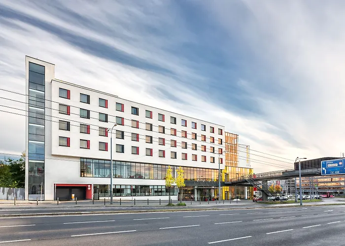 Vienna House Easy By Wyndham Отель Пльзень