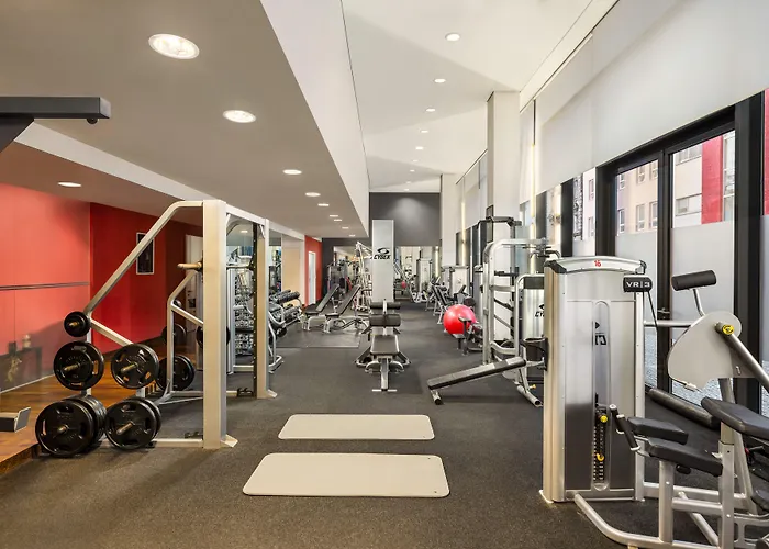 Vienna House Easy By Wyndham Отель