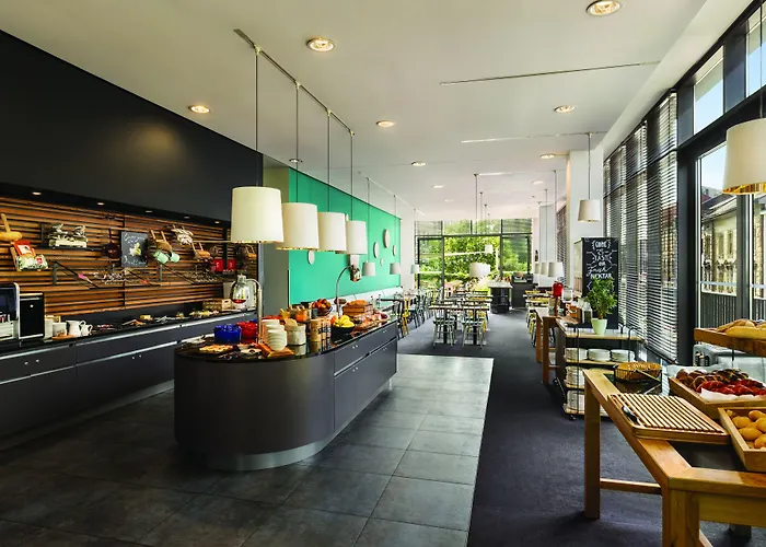 Vienna House Easy By Wyndham Отель Пльзень