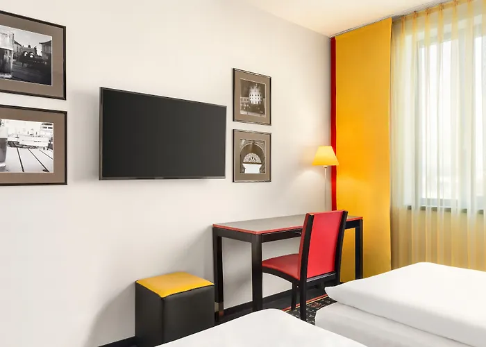 Vienna House Easy By Wyndham Отель Пльзень